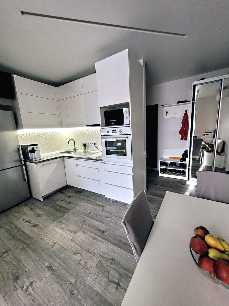 Sell 3-room apartment. Одесса, Жемчужная , 9 — photo 1